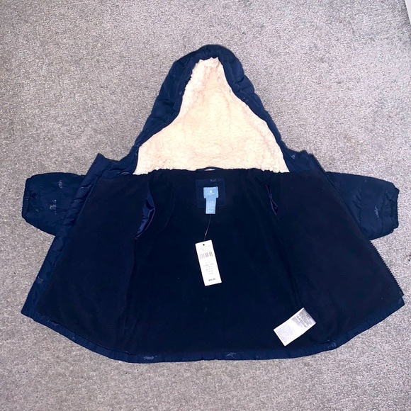 NWT! Baby Gap jacket for 6-12 months old. - Picture 2 of 5